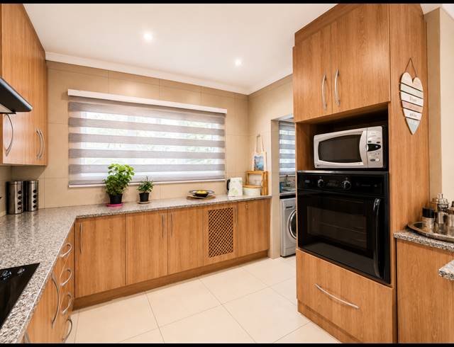 4 BEDROOM HOUSE FOR SALE IN THREE RIVERS EAST